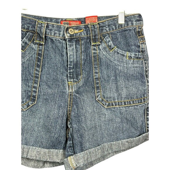 Faded Glory Y2K Vintage Women's High Rise Denim Shorts Size 8 2005 Scoop Pockets - Picture 3 of 9